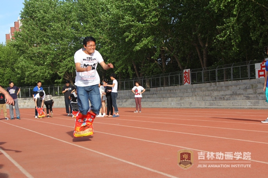 传媒2.jpg