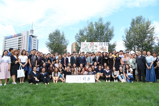 DW7A9762刘华清 摄.JPG