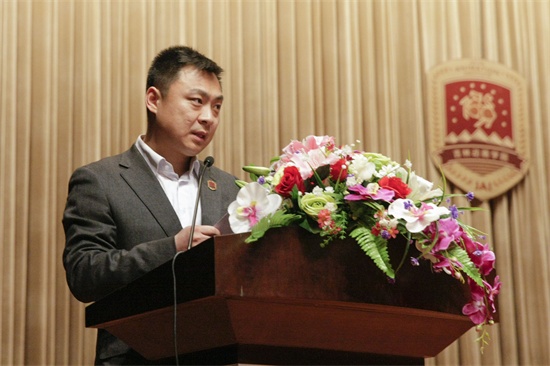 2企划中心副主任金先军主持启动仪式.jpg