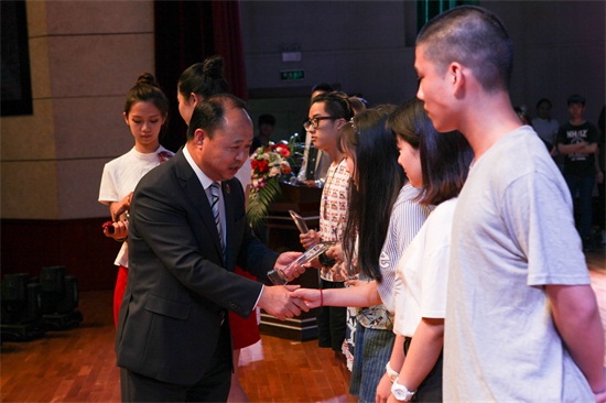 IMG_8375刘子铭 摄.jpg