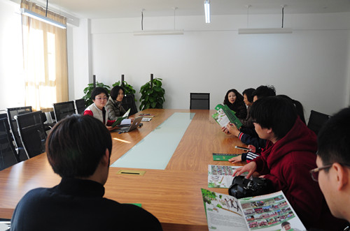 6. 姚来华、郑福姬老师带领学生调研长春外语学校项目_副本.jpg