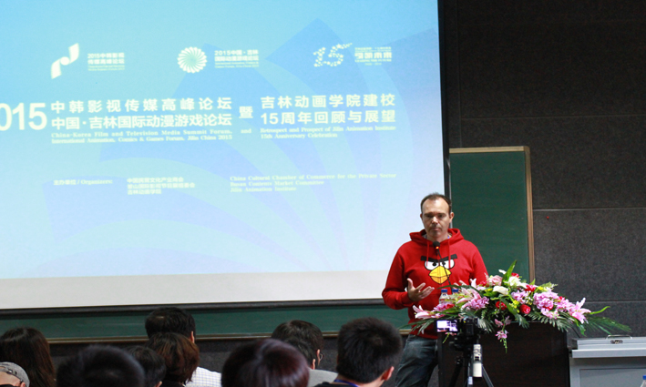 Rovio娱乐有限公司首席市场官彼得•维斯特巴卡先生做报告.JPG