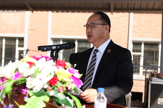 吉林动画学院董事长、校长郑立国致辞(刘华清 摄).JPG