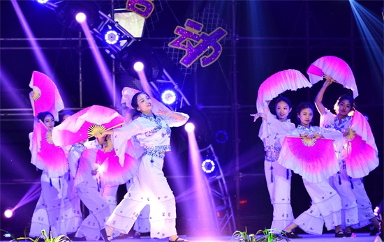 ACC_2257张亚东 摄.JPG